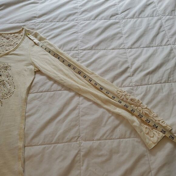 Maurices premium small womens cream colored long sleeve blouse - Picture 8 of 11